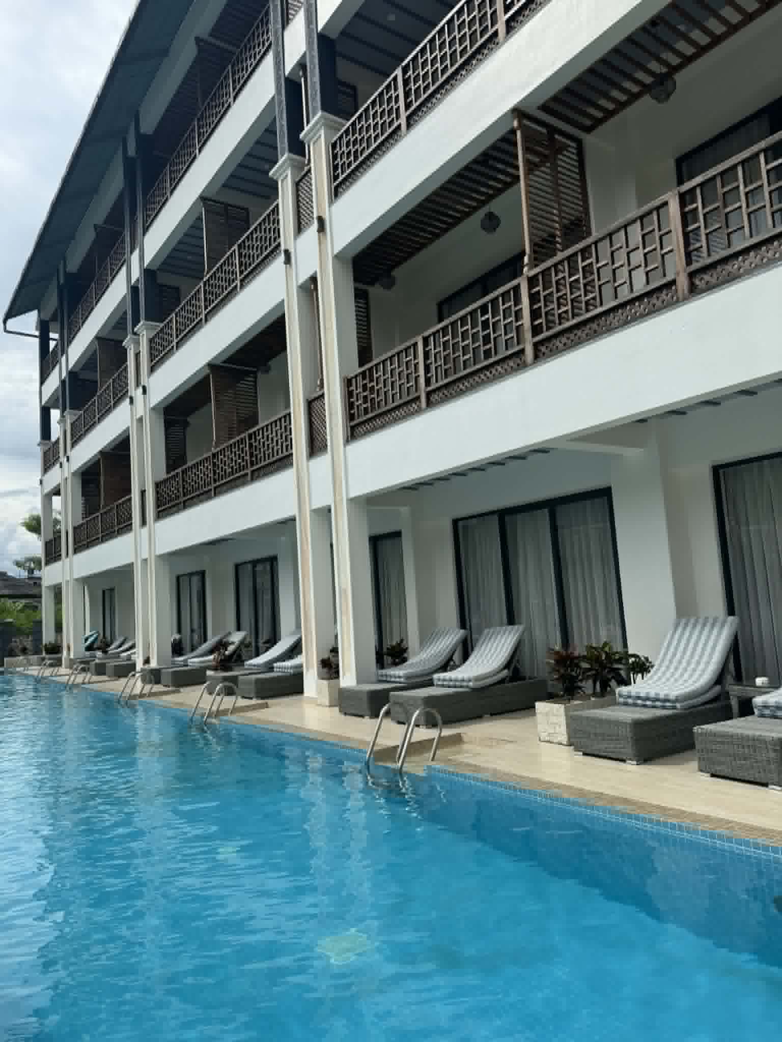 202605261601_Lake view resort, Pokhara.jpeg